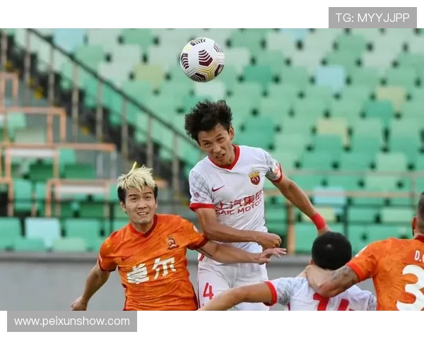 足球深度:解密上海足球队的节奏 足球深度:解密上海足球队的节奏